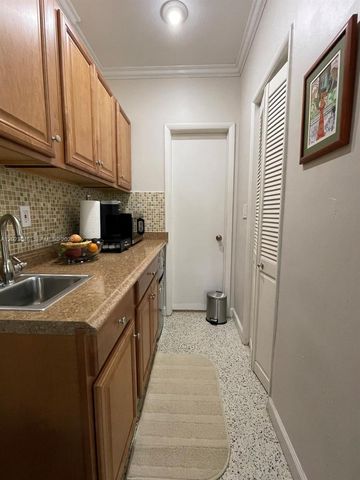 2417 NE 15th Ave 0, Wilton Manors, FL 33305
