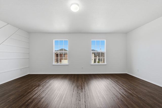 1333 Gayle Street, Burleson, TX 76028