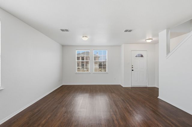 1333 Gayle Street, Burleson, TX 76028