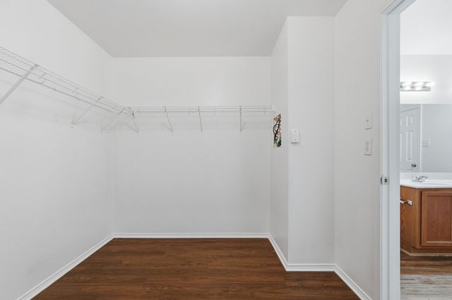 1333 Gayle Street, Burleson, TX 76028