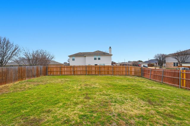 1333 Gayle Street, Burleson, TX 76028
