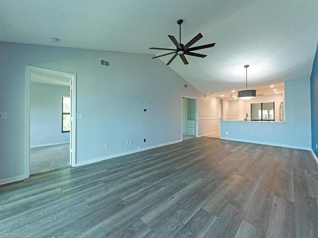 5776 Deauville CIR # C308, Naples, FL 34112