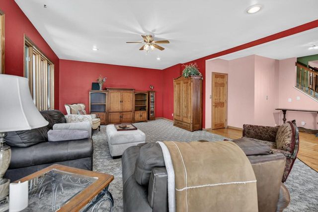 2613 Baumgartner DRIVE, La Crosse, WI 54603