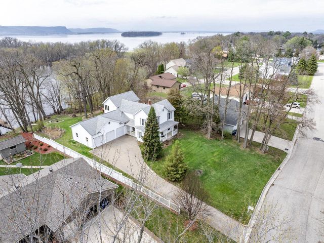 2613 Baumgartner DRIVE, La Crosse, WI 54603