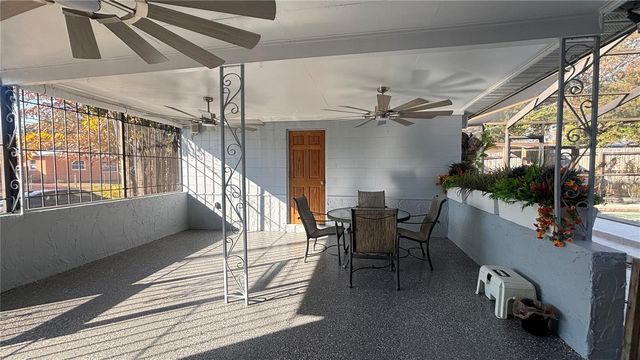 2002 E ROBSON STREET, Tampa, FL 33610