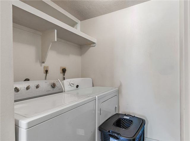 1012 Columbus Avenue, Bryan, TX 77803