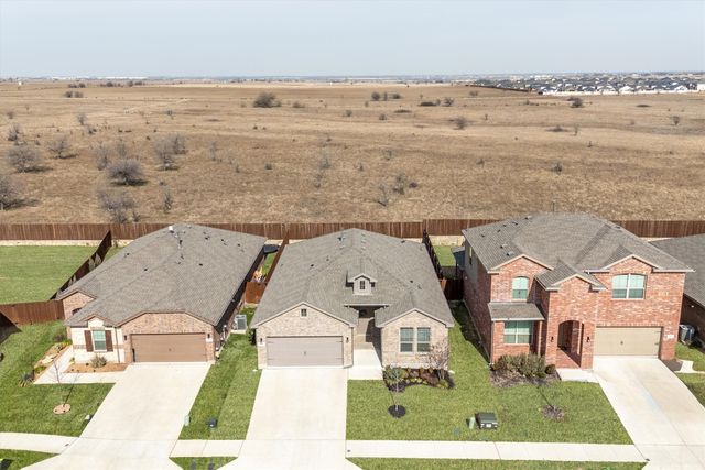 1864 Mensa Drive, Haslet, TX 76052