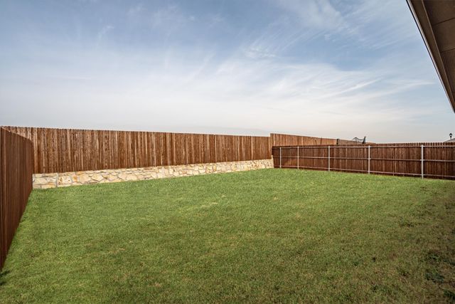 1864 Mensa Drive, Haslet, TX 76052