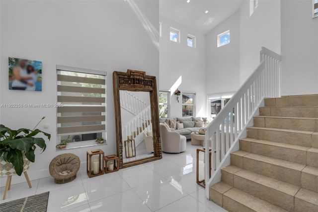 15452 SW 50th Ter, Miami, FL 33185