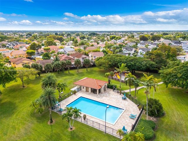 15452 SW 50th Ter, Miami, FL 33185