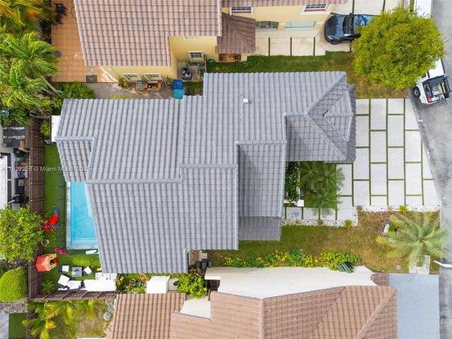 15452 SW 50th Ter, Miami, FL 33185