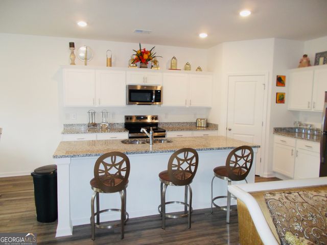 7426 Cranleigh Street, Covington, GA 30014