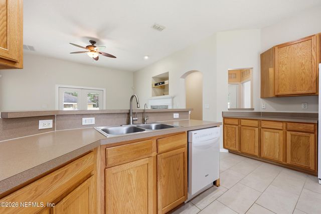 2631 BENTSHIRE Drive, Jacksonville, FL 32246