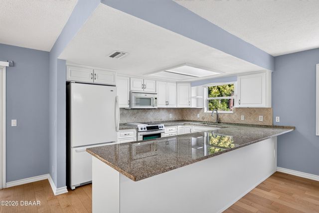 51 Sandpiper Circle, Ormond Beach, FL 32174
