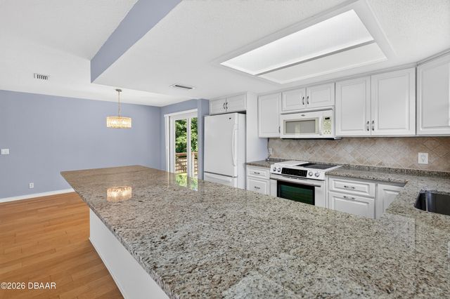 51 Sandpiper Circle, Ormond Beach, FL 32174