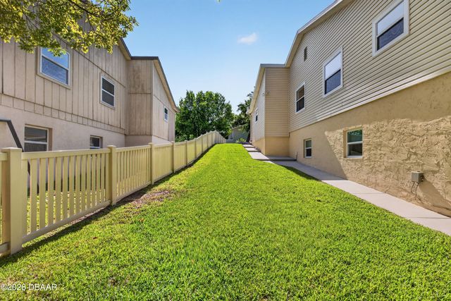 51 Sandpiper Circle, Ormond Beach, FL 32174