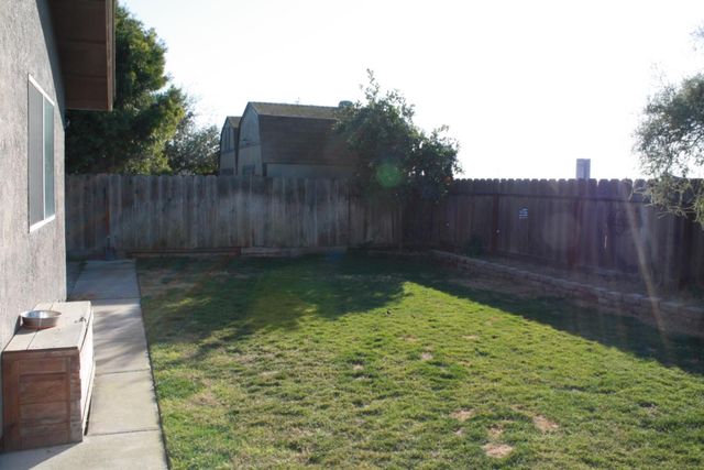 8139 Winfield Dr, Hilmar, CA 95324