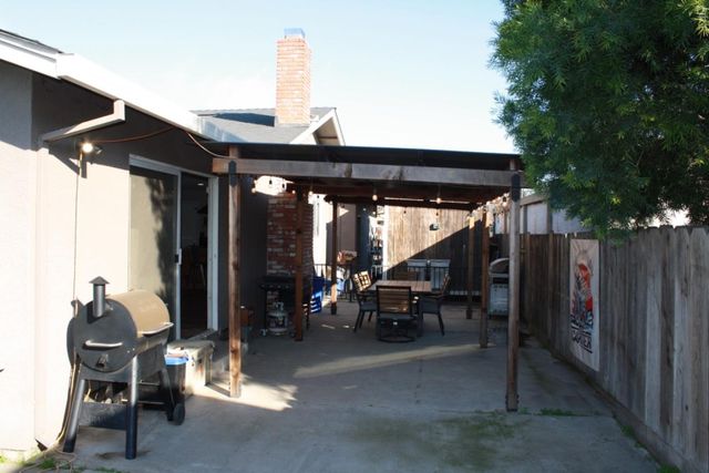 8139 Winfield Dr, Hilmar, CA 95324