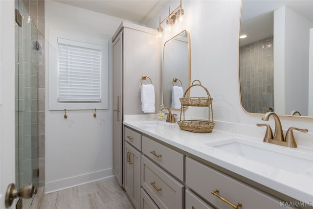 1007 Shoal Creek Drive, Deatsville, AL 36022