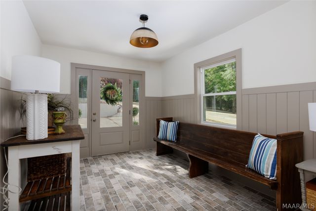 1007 Shoal Creek Drive, Deatsville, AL 36022