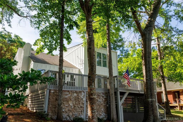 1007 Shoal Creek Drive, Deatsville, AL 36022