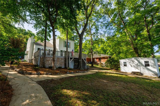 1007 Shoal Creek Drive, Deatsville, AL 36022