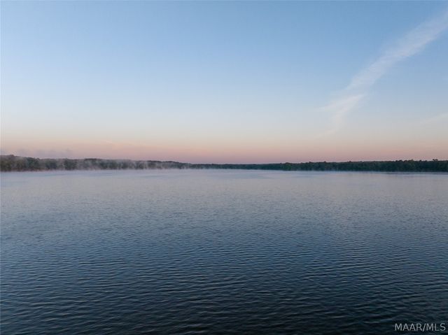 1007 Shoal Creek Drive, Deatsville, AL 36022