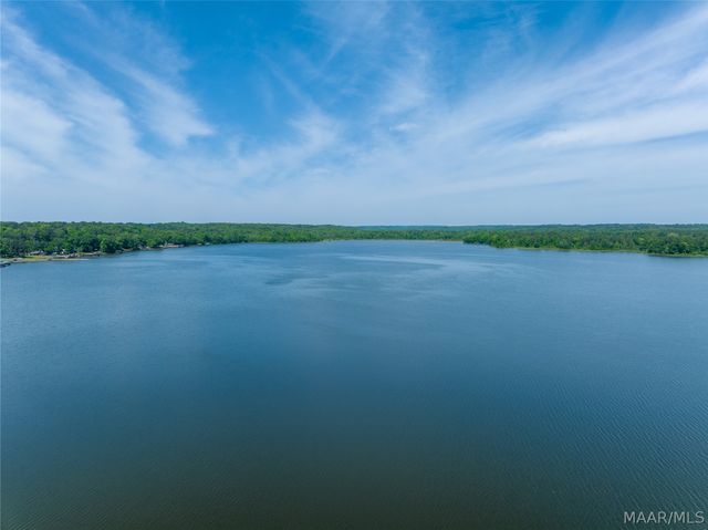 1007 Shoal Creek Drive, Deatsville, AL 36022