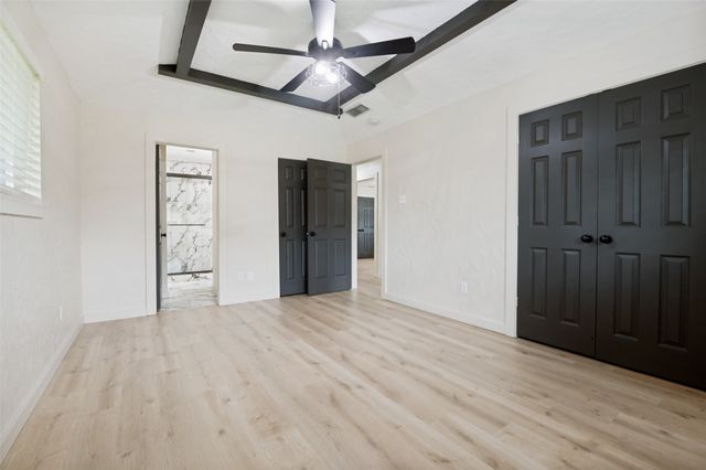 405 Stiles Drive, Midlothian, TX 76065