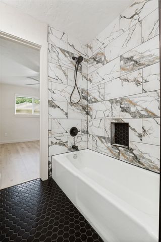 405 Stiles Drive, Midlothian, TX 76065