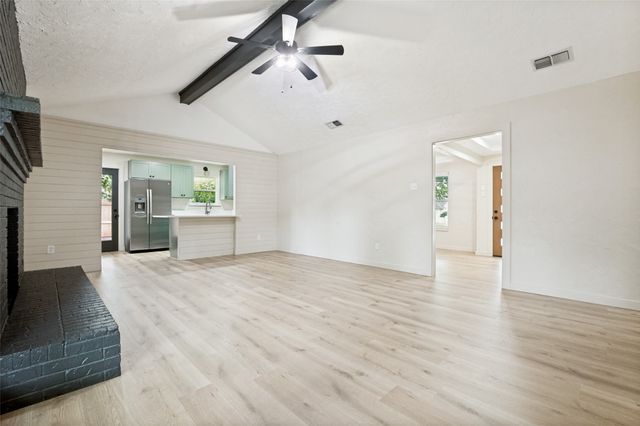 405 Stiles Drive, Midlothian, TX 76065