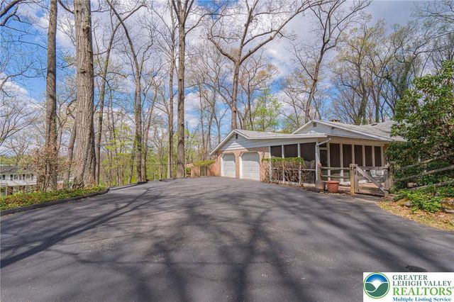 270 Bierys Bridge Road, Bethlehem City, PA 18017