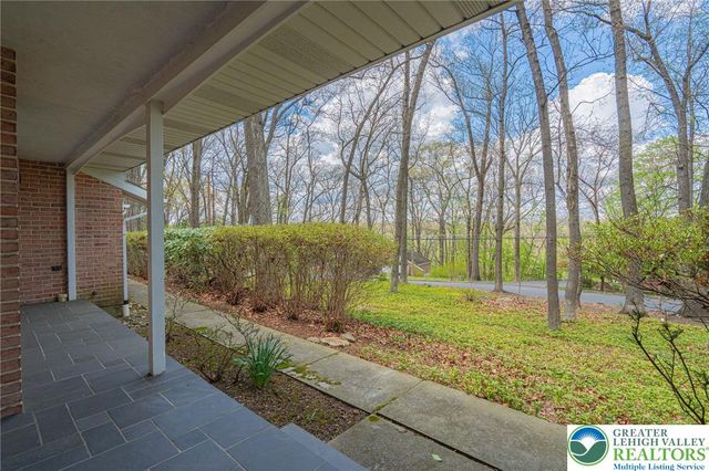 270 Bierys Bridge Road, Bethlehem City, PA 18017