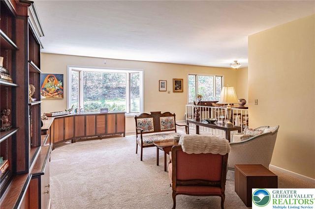 270 Bierys Bridge Road, Bethlehem City, PA 18017