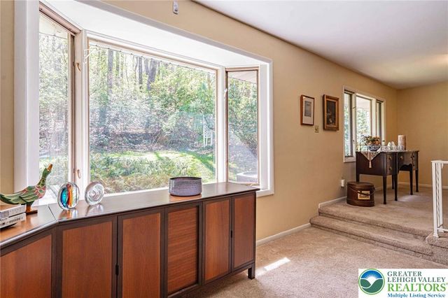 270 Bierys Bridge Road, Bethlehem City, PA 18017