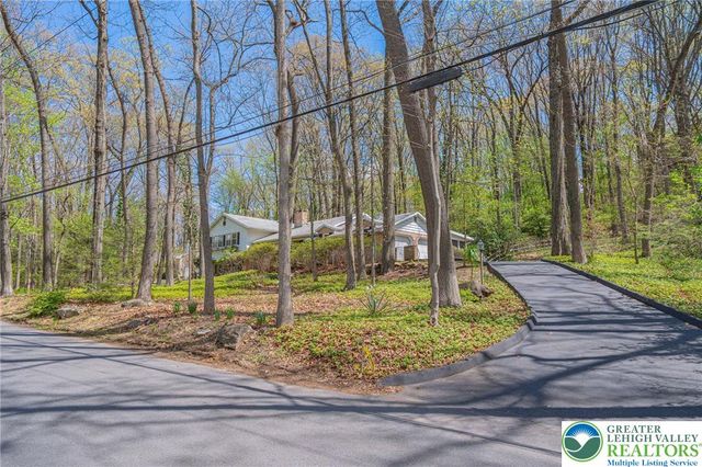 270 Bierys Bridge Road, Bethlehem City, PA 18017