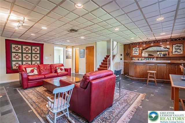 270 Bierys Bridge Road, Bethlehem City, PA 18017