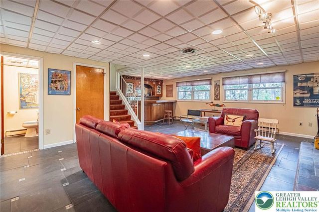 270 Bierys Bridge Road, Bethlehem City, PA 18017