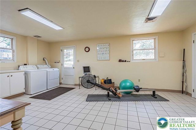 270 Bierys Bridge Road, Bethlehem City, PA 18017