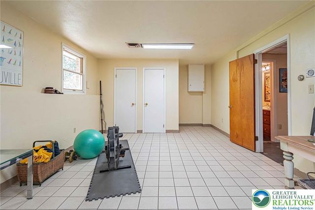 270 Bierys Bridge Road, Bethlehem City, PA 18017