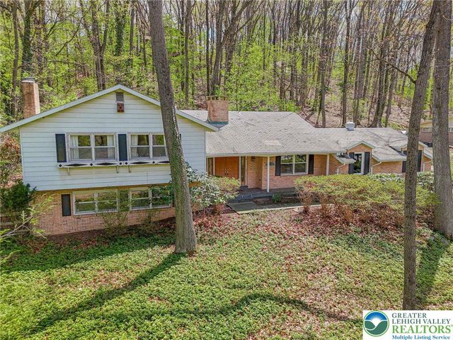 270 Bierys Bridge Road, Bethlehem City, PA 18017