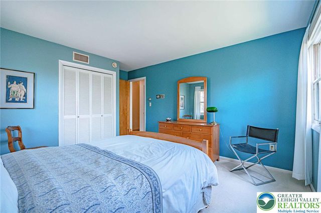 270 Bierys Bridge Road, Bethlehem City, PA 18017