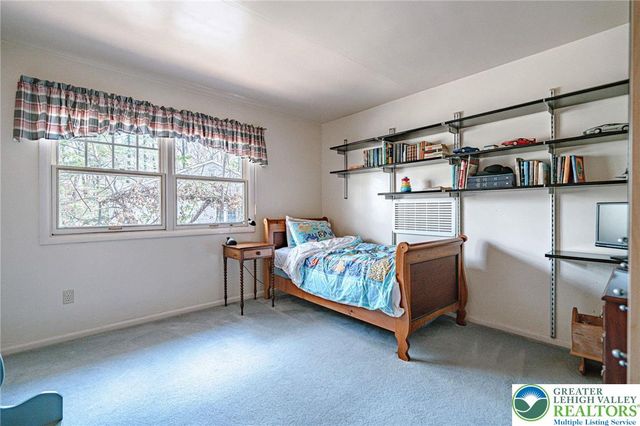 270 Bierys Bridge Road, Bethlehem City, PA 18017