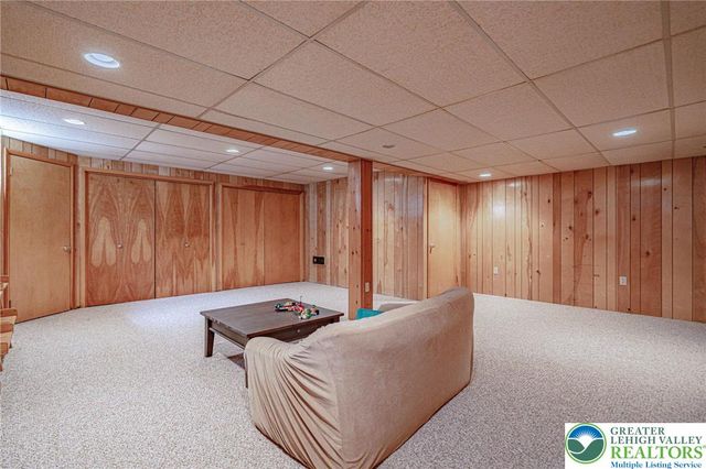 270 Bierys Bridge Road, Bethlehem City, PA 18017