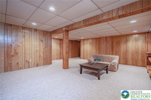 270 Bierys Bridge Road, Bethlehem City, PA 18017
