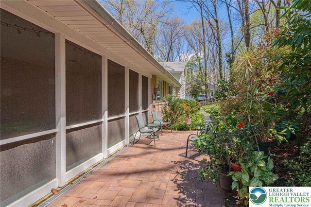270 Bierys Bridge Road, Bethlehem City, PA 18017