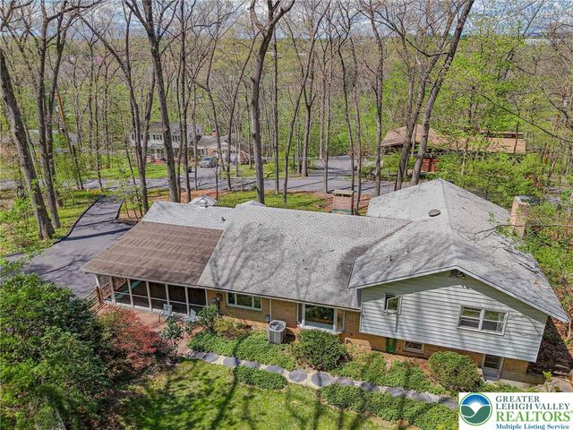 270 Bierys Bridge Road, Bethlehem City, PA 18017