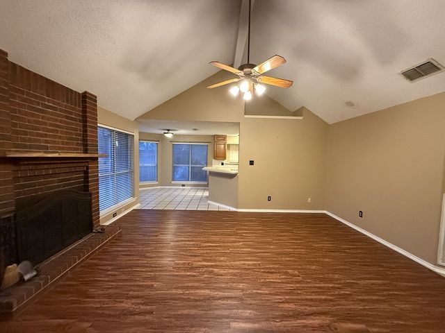 7012 Bernadine Drive, Watauga, TX 76148