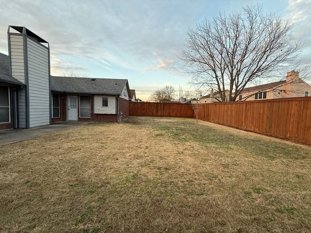 7012 Bernadine Drive, Watauga, TX 76148