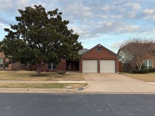 7012 Bernadine Drive, Watauga, TX 76148